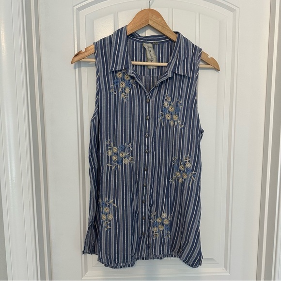 Aratta Silent Journey Anthropologie Embroidered Sleeveless Blouse Size Medium - Picture 3 of 9